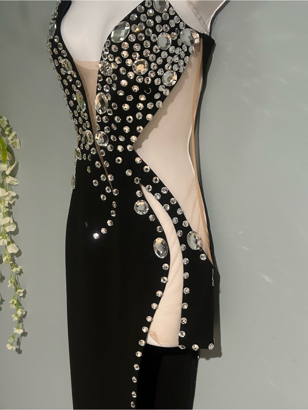 Fashion Nova Black and Nude High-Low Embellished Evening Dress - Picture 8 of 10